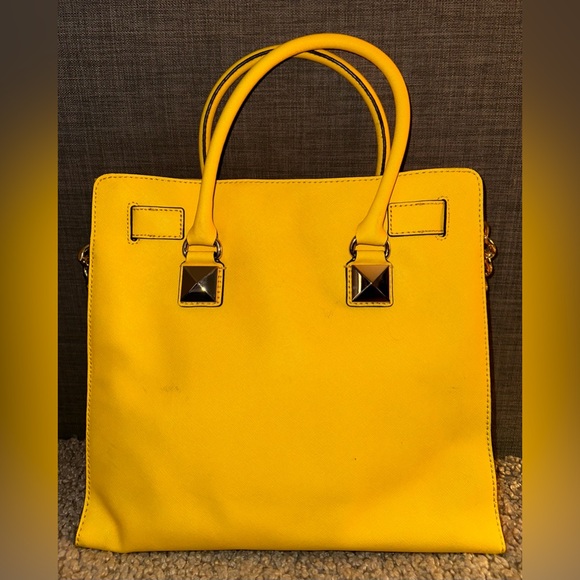 Like New 💛 Michael Kors Studded Hamilton Satchel - Picture 4 of 9